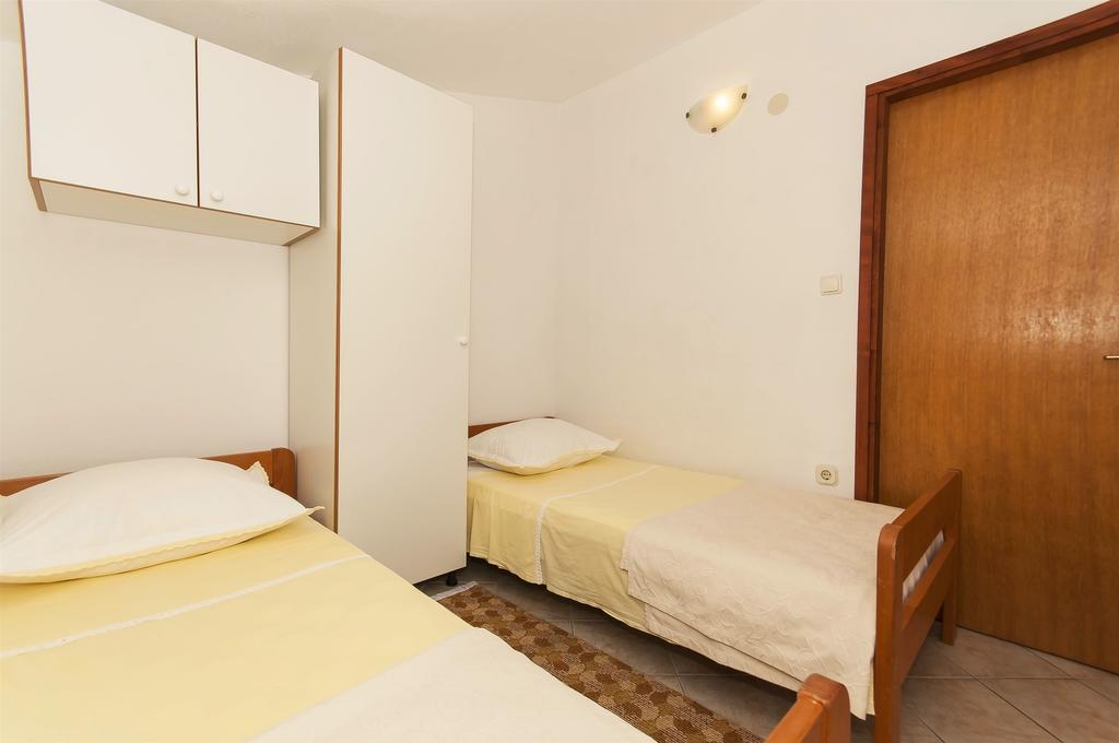 Apartments Luca Rogoznica  Exterior foto